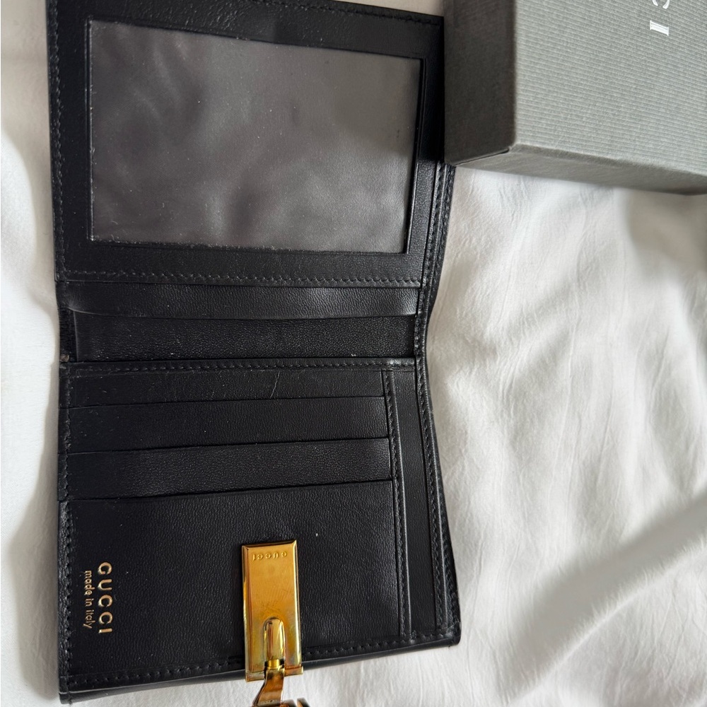 Authentic vintage Gucci Tom Ford era bifold Black Wallet with Gold Buckle - Picture 3 of 5